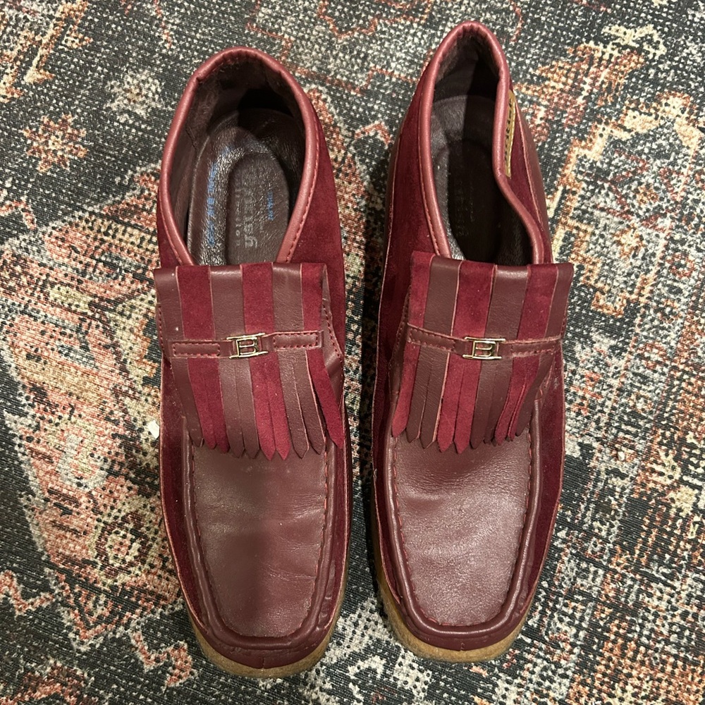 British Walkers size 12. Gently worn, great condition. Final sale